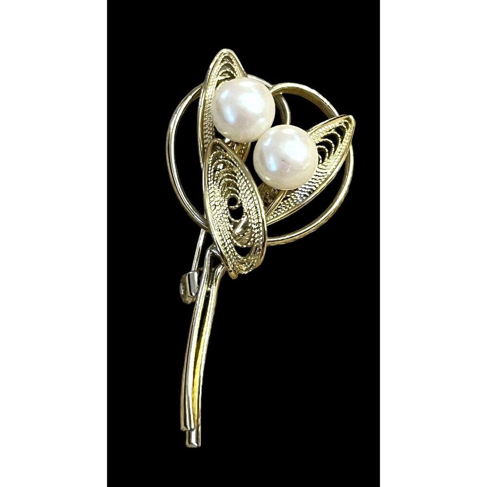 Vintage Gold Tone Brooch With Faux Pearls & Filigree Design